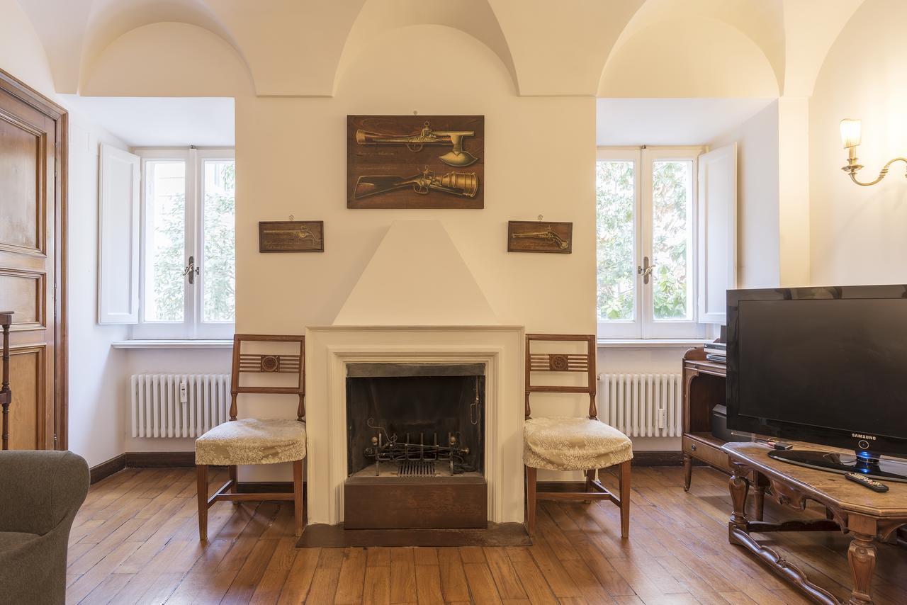 Navona Art Apartment Rome Bagian luar foto