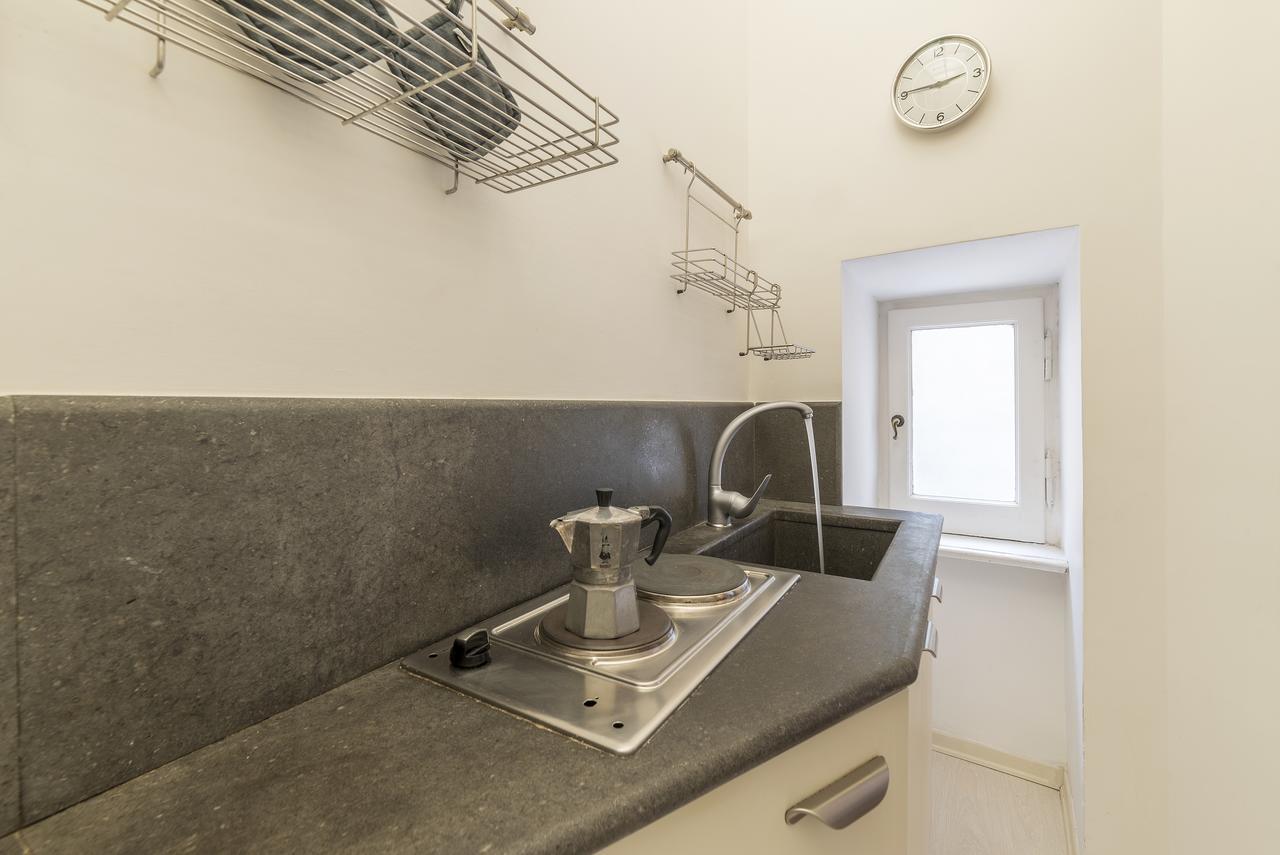 Navona Art Apartment Rome Bagian luar foto