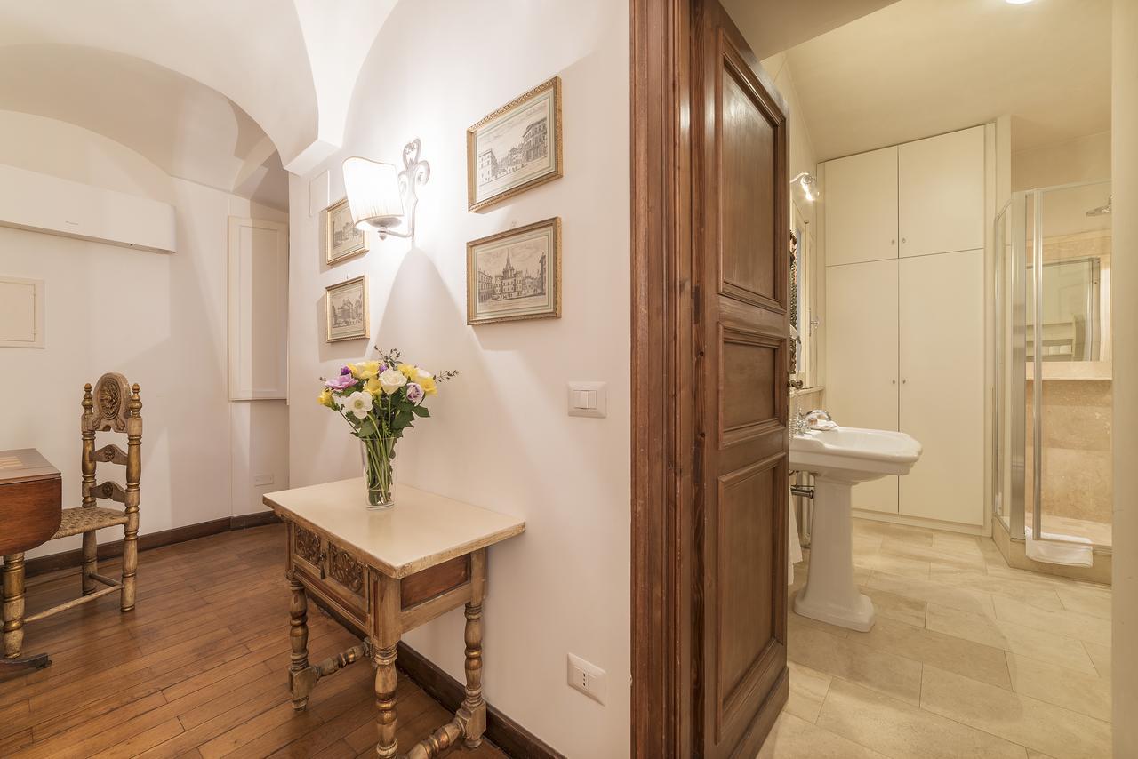 Navona Art Apartment Rome Bagian luar foto